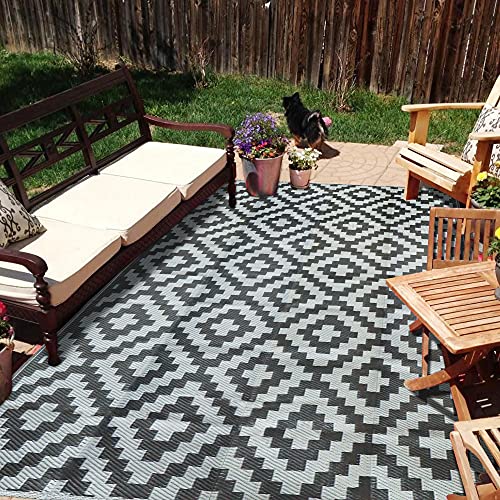 SAND MINE Reversible Mats, Plastic Straw Rug, Modern Area Rug, Large Floor Mat and Rug for Outdoors, RV, Patio, Backyard, Deck, Picnic, Beach, Trailer, Camping (5' x 8', Black Grey Lattice)